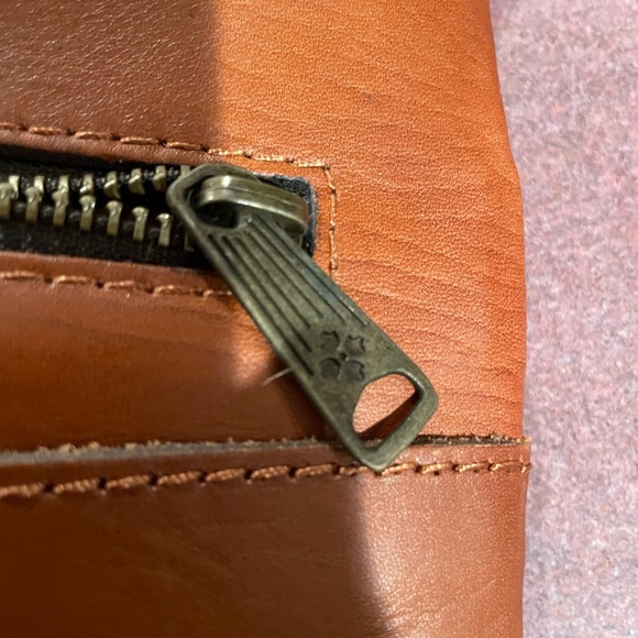 Patricia Nash Patchwork 100% Italian Leather Crossbody Bag. The Granada Bag. - Picture 15 of 16